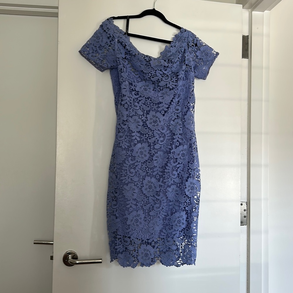 Paper dolls Off the shoulder lace midi dress